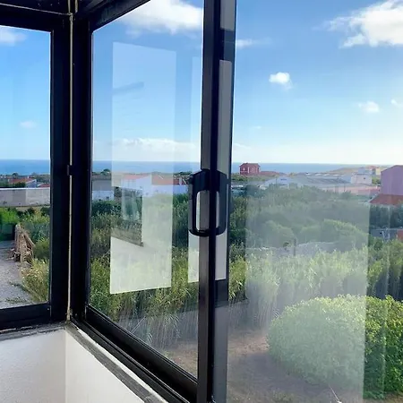 Mit Blick Ueber Peniche